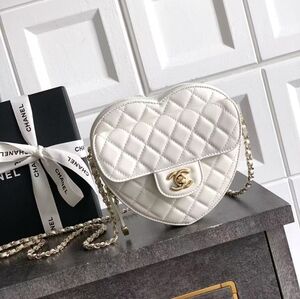<AUTHENTIC>CHANEL bag